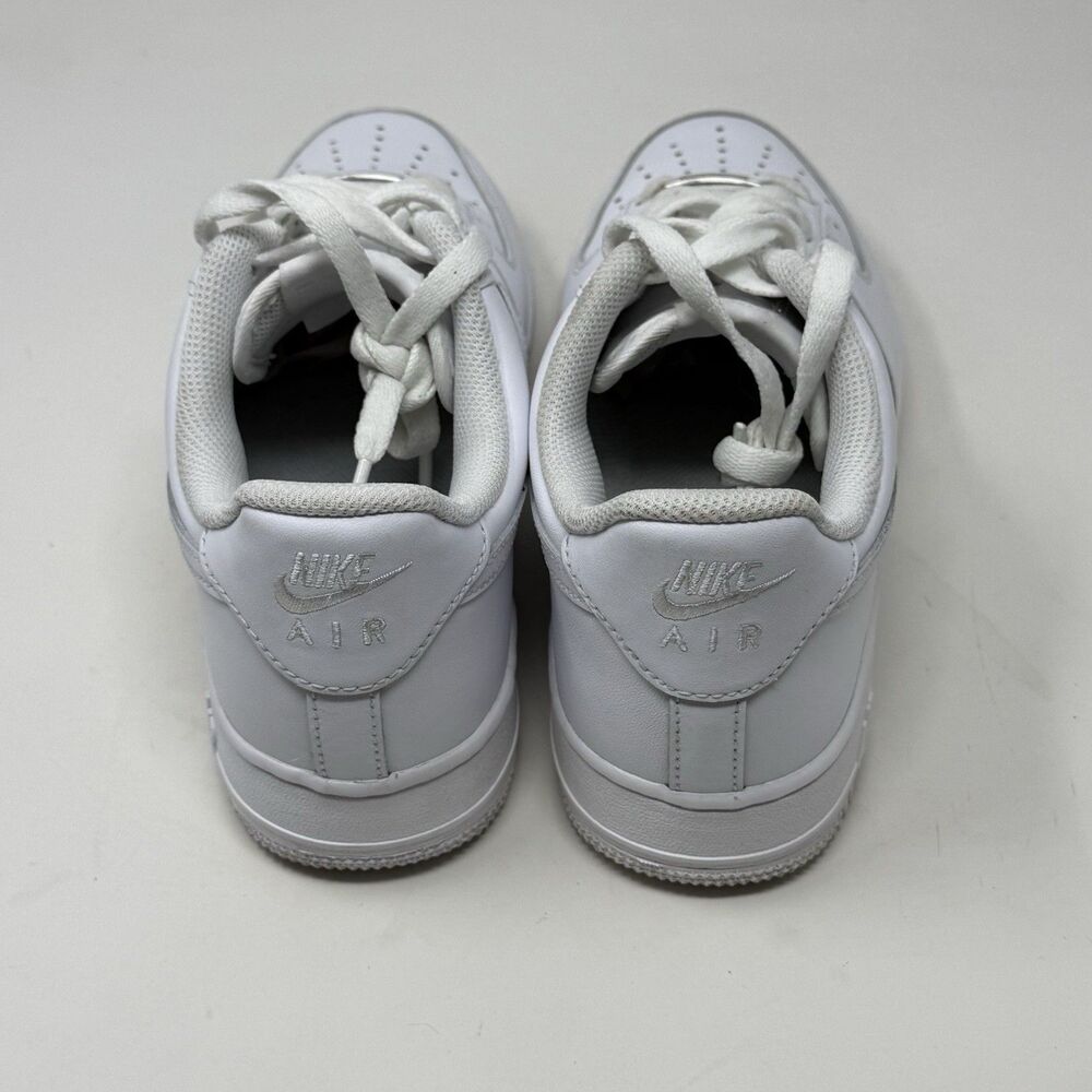 Nike Air Force 1 '07 Low Mens 8 Triple White Leather Athletic Shoes Sneaker - Picture 11 of 16